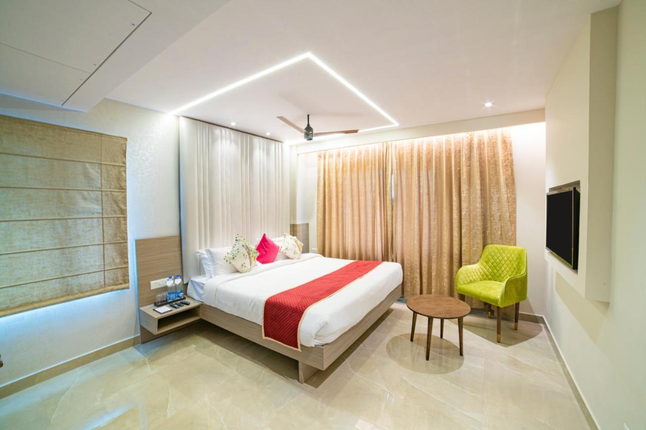 The Beacon Hotel วิสาขปัตนัม ภายนอก รูปภาพ